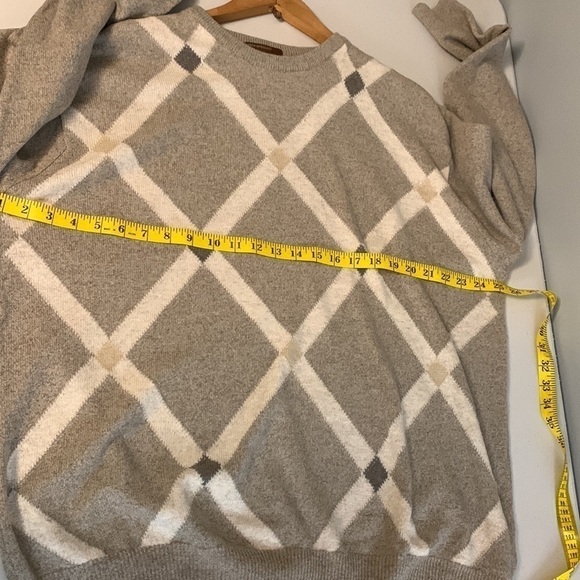 Marks & Spencer Lambswool Sweater - Picture 10 of 12